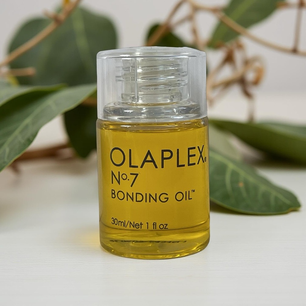 OLAPLEX No. 7 Bonding Frizz Reduction & Heat Protectant Hair Oil